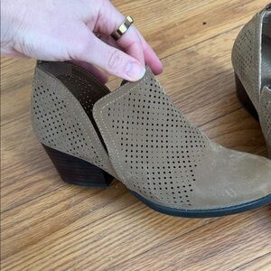 Baretraps Ankle Booties